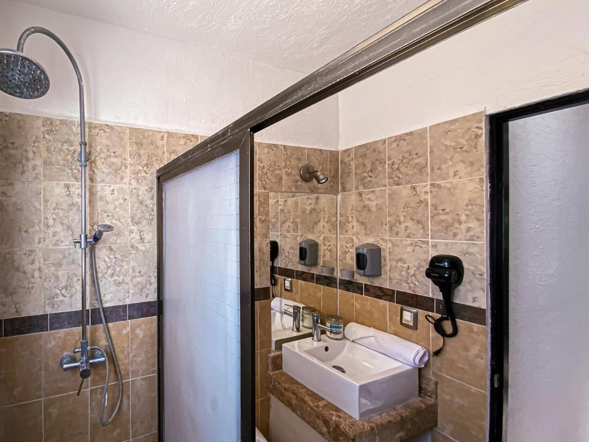 Refugio Selvatico Con Piscina Privada En Villa Playa del Carmen